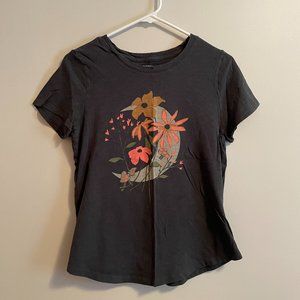 Old Navy 🌙  Moon & Flowers Tee